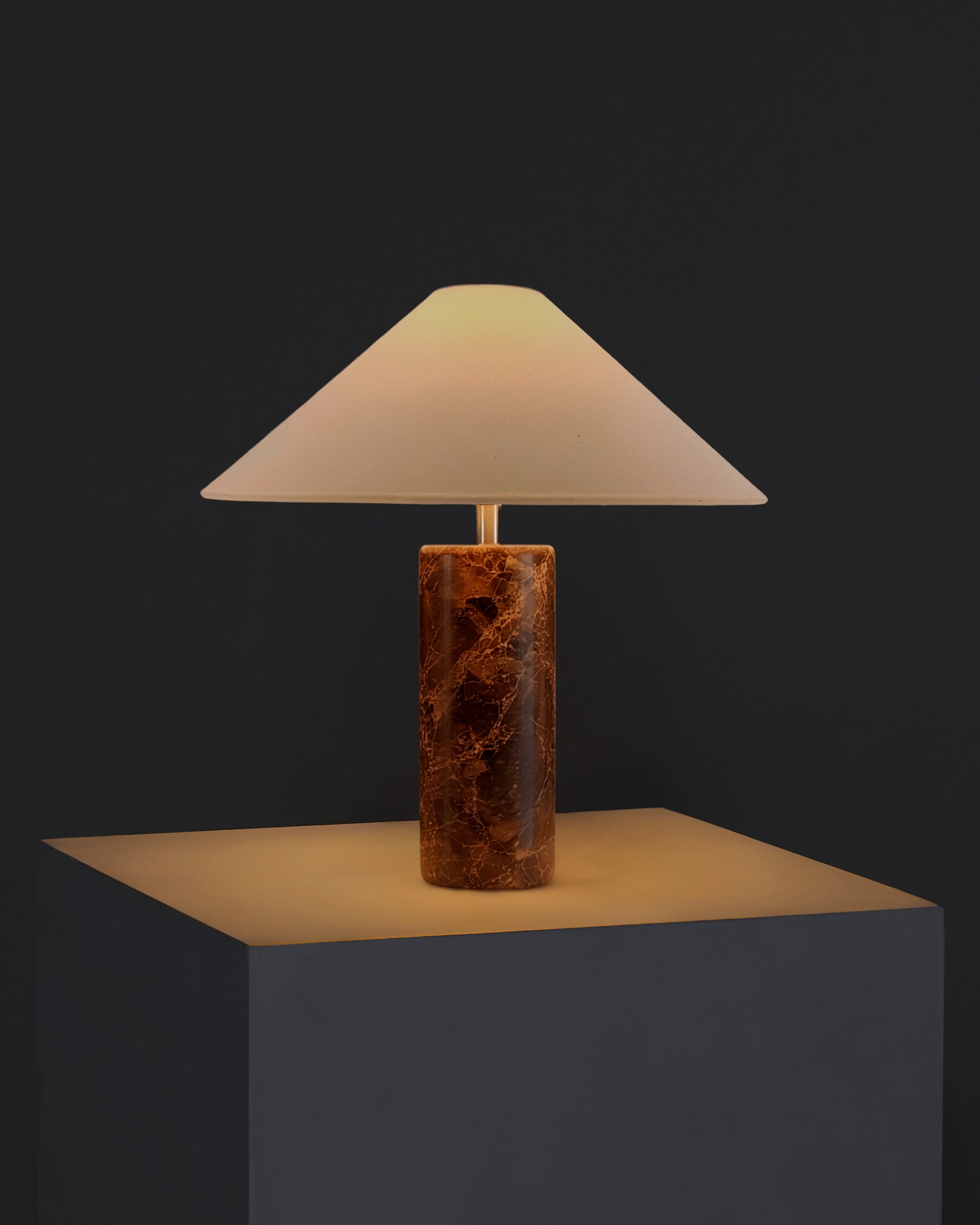 Runo Table Lamp